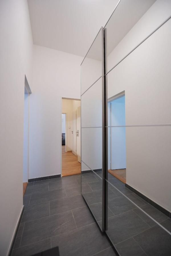 Duplex Apartment Prague Extérieur photo