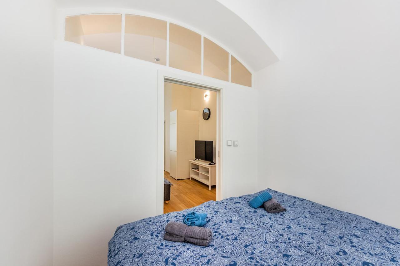 Duplex Apartment Prague Extérieur photo